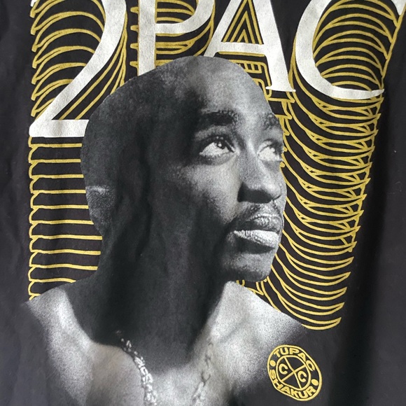 Tupac t-shirt - Picture 2 of 5